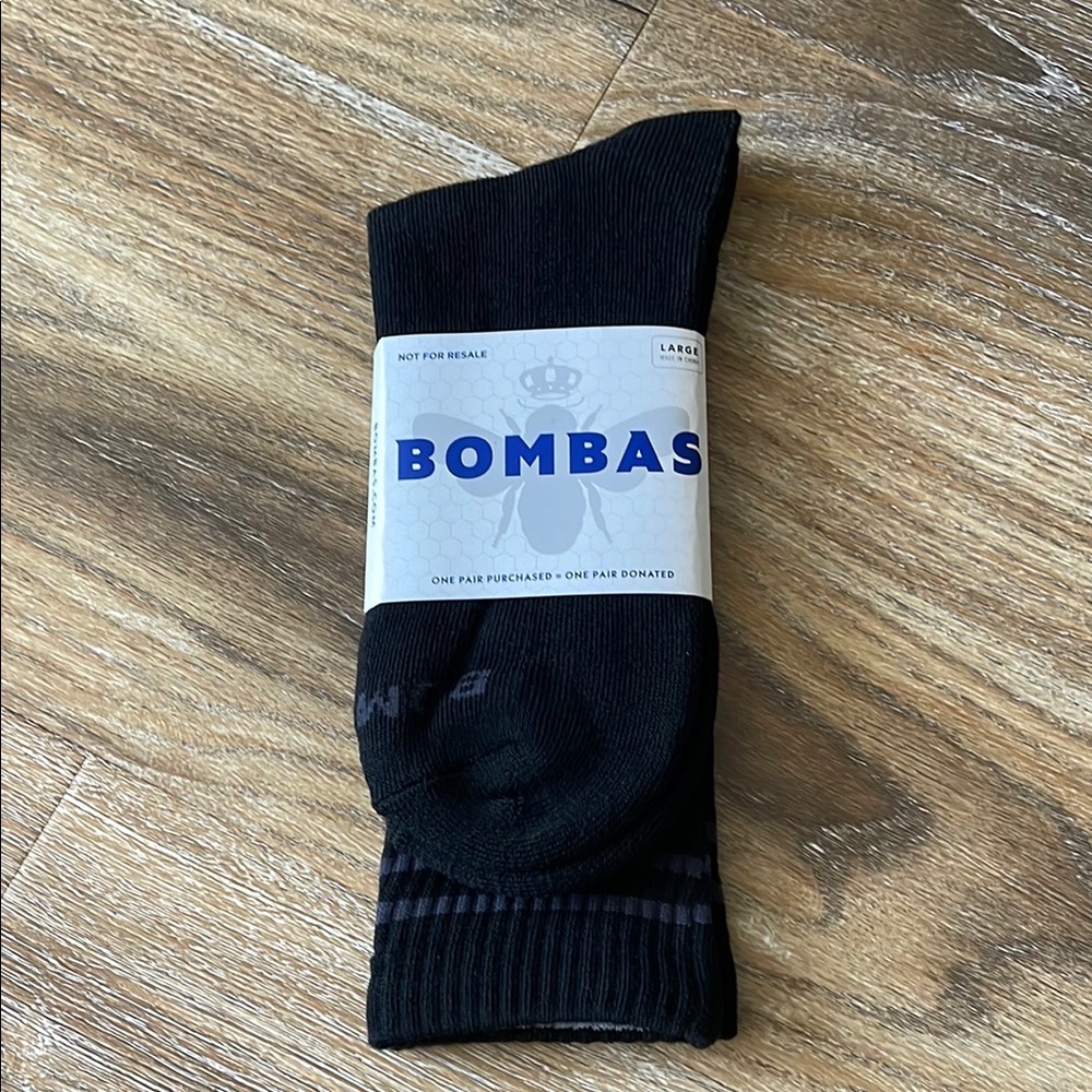 Bombas Calf Length Men’s Socks NWT